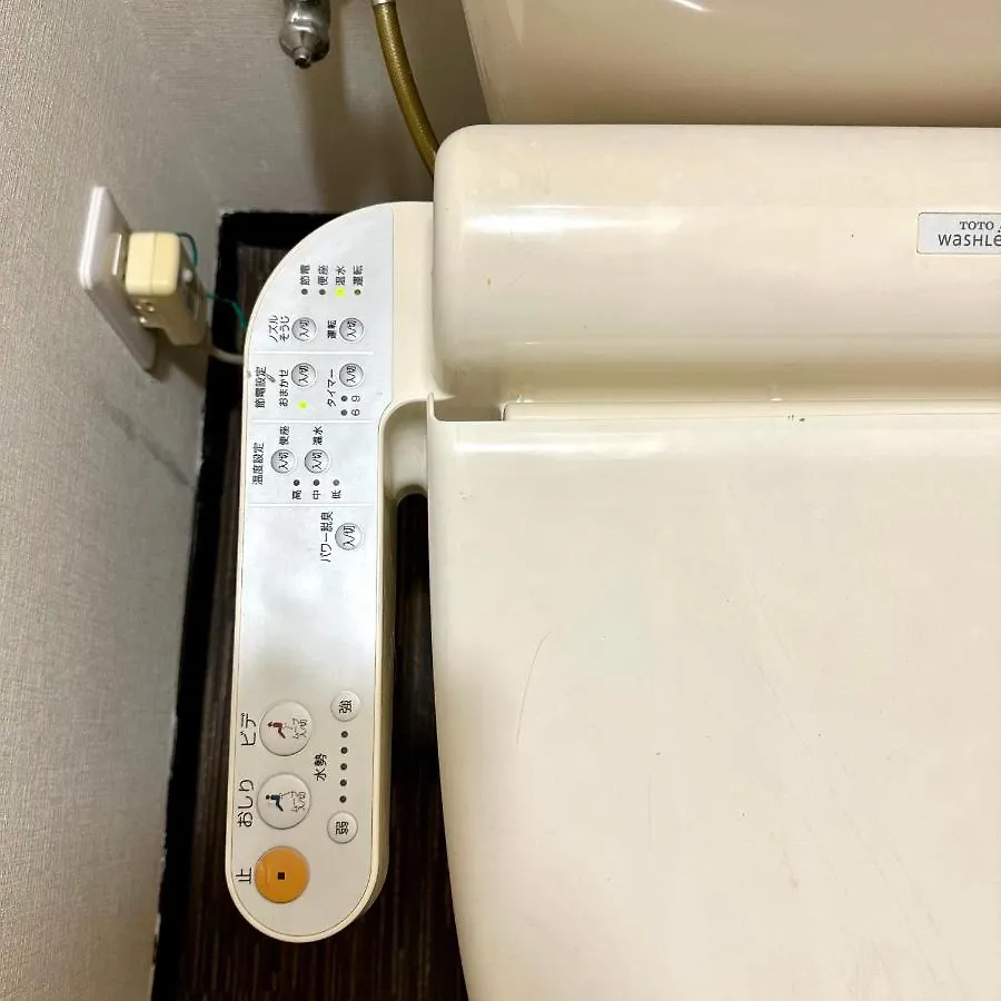Love Ueno レトロ花2-5人山手線3分 上野浅草銀座近い 御徒町駅3分 アメ横3分 上野駅10分 上野広小路駅3分 湯島駅2分 レトロ和風畳寝室 Prefektura Tokio 0*,  Japonsko